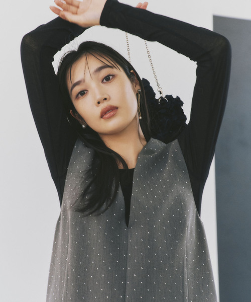 La TOTALITE(ラトータリテ)の「Vネックミニワンピース(ワンピース・レディース・グレー/ブラック・38/36)」の15枚目の写真