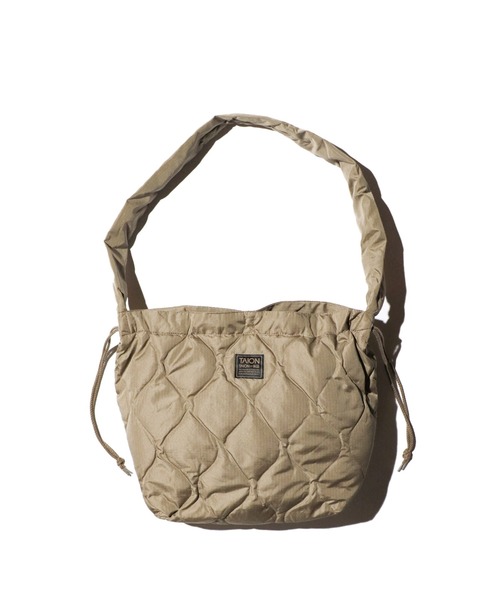 TAION（タイオン）の「TAION / タイオン MILITARY DOWN SHOULDER BAG ミリタリー ダウンショルダーバッグ(TAION-SB01ML-1)（ショルダーバッグ・メンズ・ブラック/オリーブ/ダークネイビー/モカ・ONE SIZE）」の15枚目の写真