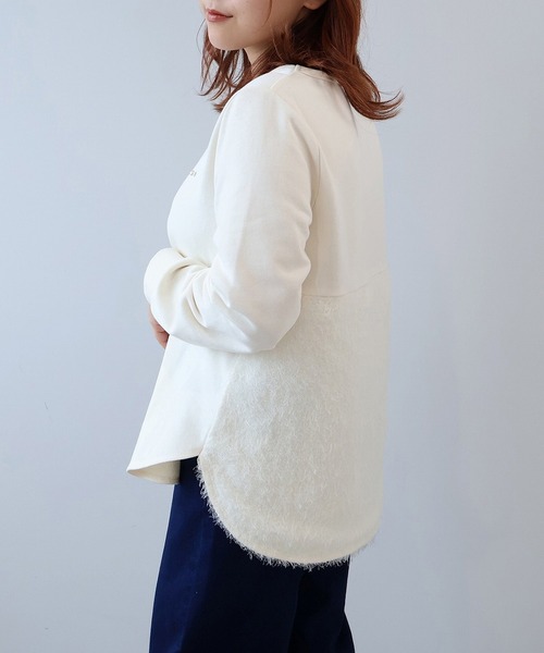 leswel(レスウェル)の「【L~5L 大きいサイズ】パール使いバックフェザー裏毛プルオーバー(Tシャツ/カットソー・レディース・ブラック/オフホワイト・LL/3L/4L/5L/L)」の6枚目の写真