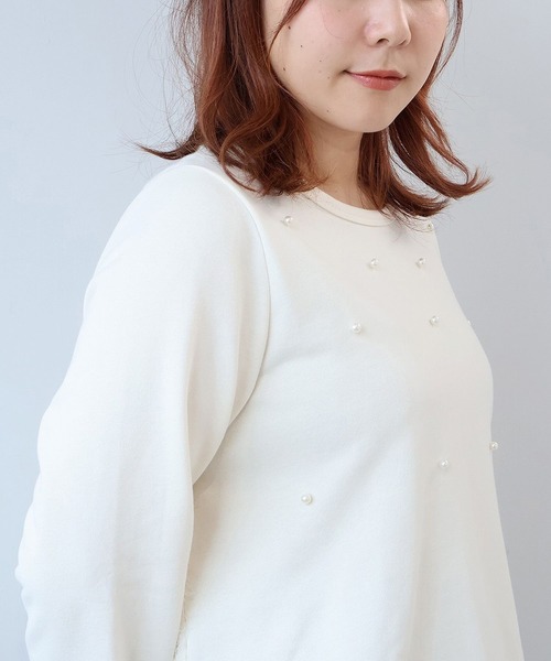 leswel(レスウェル)の「【L~5L 大きいサイズ】パール使いバックフェザー裏毛プルオーバー(Tシャツ/カットソー・レディース・ブラック/オフホワイト・LL/3L/4L/5L/L)」の8枚目の写真
