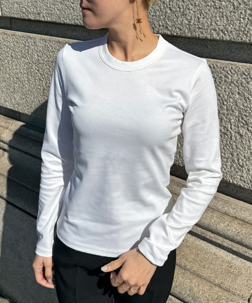 JENNE(ジェンヌ)の「日本製UVカット上質着痩せカットソー(Tシャツ/カットソー・レディース・ブラック/ホワイト・SMALL/MEDIUM/LARGE)」の1枚目の写真