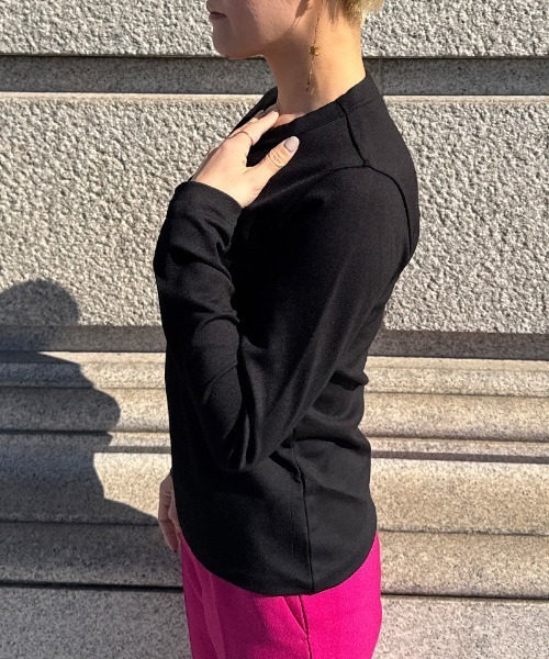 JENNE(ジェンヌ)の「日本製UVカット上質着痩せカットソー(Tシャツ/カットソー・レディース・ブラック/ホワイト・SMALL/MEDIUM/LARGE)」の13枚目の写真