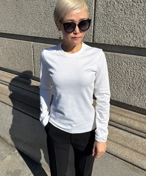 JENNE(ジェンヌ)の「日本製UVカット上質着痩せカットソー(Tシャツ/カットソー・レディース・ブラック/ホワイト・SMALL/MEDIUM/LARGE)」の17枚目の写真