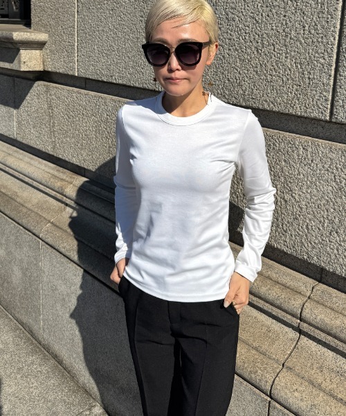 JENNE(ジェンヌ)の「日本製UVカット上質着痩せカットソー(Tシャツ/カットソー・レディース・ブラック/ホワイト・SMALL/MEDIUM/LARGE)」の20枚目の写真