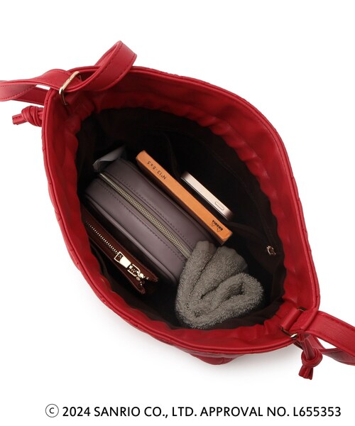 ITS'DEMO(イッツデモ)の「◆【ハローキティコラボ】リボンキルト巾着ミニショルダー(ショルダーバッグ・レディース・ブラック/オフホワイト/ワインレッド・00)」の19枚目の写真