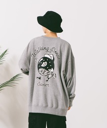 SAVIER（サビアー）の「【SAVIER/サビアー】WALKING DONUTSコラボ / バックプリント ビッグシルエット スウェットトレーナー ワンポイント刺繍 ブランドロゴ（スウェット）」