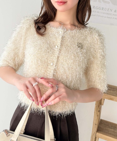 mily bilet(ミウィビレット)の「【mily bilet】ふんわり大人可愛い。ラメシャギーブローチ付きワンオフショル前後2WAYカーディガン(Tシャツ/カットソー・レディース・グレー/ブルー/アイボリー・MEDIUM/LARGE/X-LARGE/SMALL)」の21枚目の写真