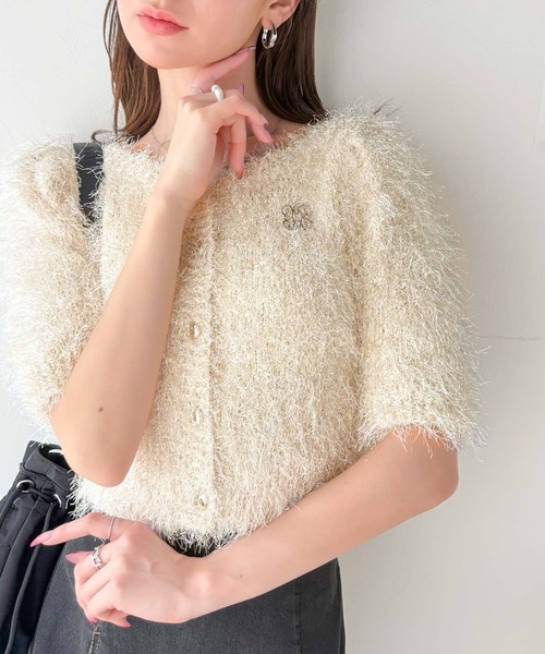 mily bilet(ミウィビレット)の「【mily bilet】ふんわり大人可愛い。ラメシャギーブローチ付きワンオフショル前後2WAYカーディガン(Tシャツ/カットソー・レディース・グレー/ブルー/アイボリー・MEDIUM/LARGE/X-LARGE/SMALL)」の17枚目の写真