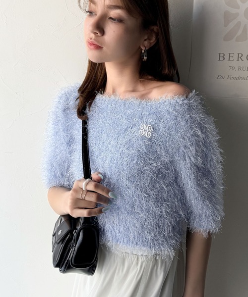 mily bilet(ミウィビレット)の「【mily bilet】ふんわり大人可愛い。ラメシャギーブローチ付きワンオフショル前後2WAYカーディガン(Tシャツ/カットソー・レディース・グレー/ブルー/アイボリー・MEDIUM/LARGE/X-LARGE/SMALL)」の19枚目の写真