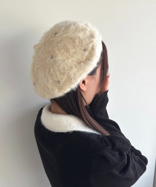 apres jour(アプレジュール)の「【apres jour×ARIAZ】ビジューシャギーベレー帽(ハンチング/ベレー帽・レディース・アイボリー/ブラック・FREE)」の3枚目の写真