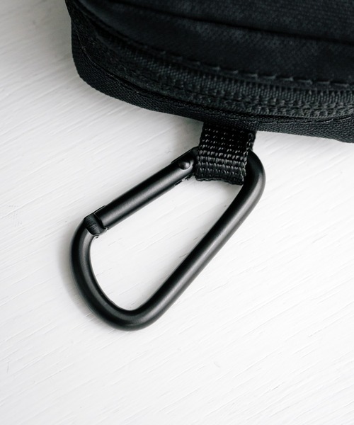 THE NORTH FACE（ザノースフェイス）の「THE NORTH FACE ザ・ノースフェイス WHITE LABEL ホワイトレーベル 韓国限定 WL MINI POUCH カラビナ付きミニポーチ（ポーチ・メンズ・ブラック・FREE）」の12枚目の写真