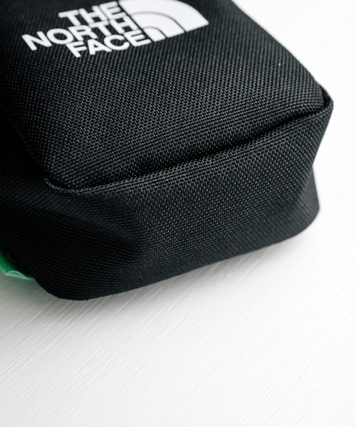 THE NORTH FACE（ザノースフェイス）の「THE NORTH FACE ザ・ノースフェイス WHITE LABEL ホワイトレーベル 韓国限定 WL MINI POUCH カラビナ付きミニポーチ（ポーチ・メンズ・ブラック・FREE）」の13枚目の写真