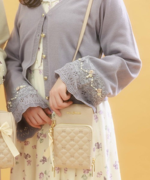 axes femme（アクシーズファム）の「リボン刺繍キルトショルダー（ショルダーバッグ・レディース・ブラック/ベージュ/ブラウン・FREE）」の3枚目の写真