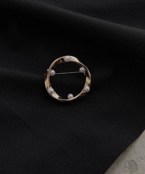 PUAL CE CIN（ピュアルセシン）の「パールサークルブローチ（ブローチ/コサージュ・レディース・ゴールド/その他・FREE）」の14枚目の写真
