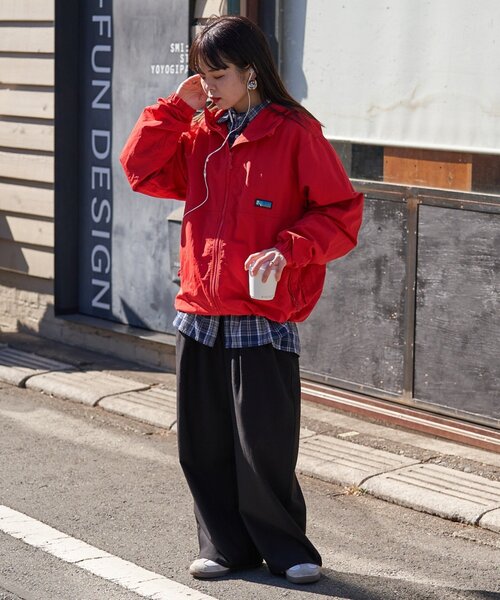 Franklin Climbing（フランクリンクライミング）の「【Franklin Climbing】撥水/男女兼用/ナイロンマウンテンパーカー/ナイロンジャケット（マウンテンパーカー・レディース・レッド/ベージュ/グレー/ブラック/ライム/ブルー/イエロー/ピンク・SMALL/X-LARGE/LARGE/MEDIUM）」の10枚目の写真