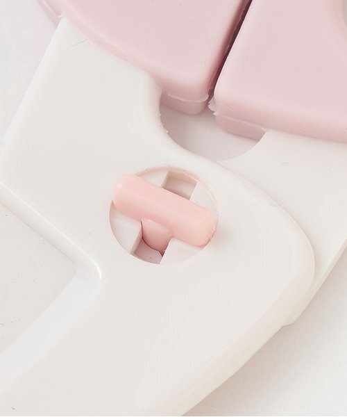 petit main（プティマイン）の「離乳食カッター（マグ/哺乳瓶/お食事グッズ・キッズ・ライトピンク/ベージュ/ライトブルー・F）」の8枚目の写真