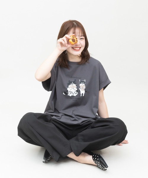 meeny miny(ミーニーマイニー)の「【meeny miny】〈CAT&BAKES 9456〉コラボ "Kossori ajimi" embroideryT(Tシャツ/カットソー・レディース・ホワイト/グレー/ライトベージュ・MEDIUM/LARGE)」の14枚目の写真