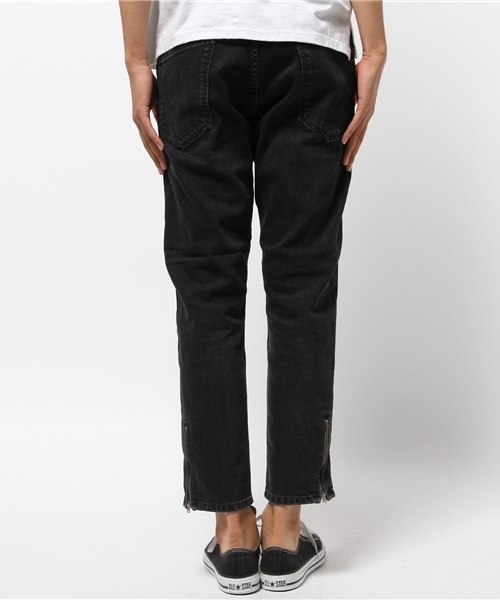 AMERICAN RAG CIE（アメリカンラグシー）の「AMERICAN RAG CIE　12oz裾ZIPスキニーデニムパンツ by FULLCOUNT(フルカウント) / 111-AFC-M152-PT082（デニムパンツ・メンズ・インディゴブルー/ブラック・30/32/28）」の8枚目の写真