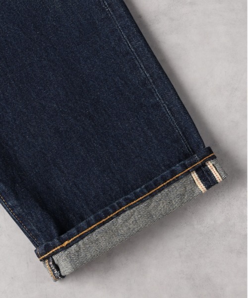 Levi's(リーバイス)の「Levi's(リーバイス)【メンズ】「501」セルビッジデニムパンツ オリジナルストレート(デニムパンツ・メンズ・ダークインディゴブルー・28inch/29inch/30inch/31inch/32inch/33inch/34inch/36inch)」の4枚目の写真