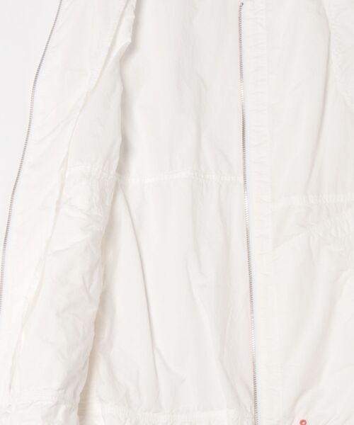 ZUCCa(ズッカ)の「(S)タイプライター / S(ベスト・レディース・ホワイト/ダークグレー/ブルー・S size/M size)」の5枚目の写真