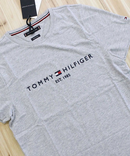 TOMMY HILFIGER(トミーヒルフィガー)の「コア トミーロゴTシャツ Men's Core Tommy Logo Tee(Tシャツ/カットソー・メンズ・ホワイト/ネイビー/ブラック/グレー・L/M/S)」の10枚目の写真
