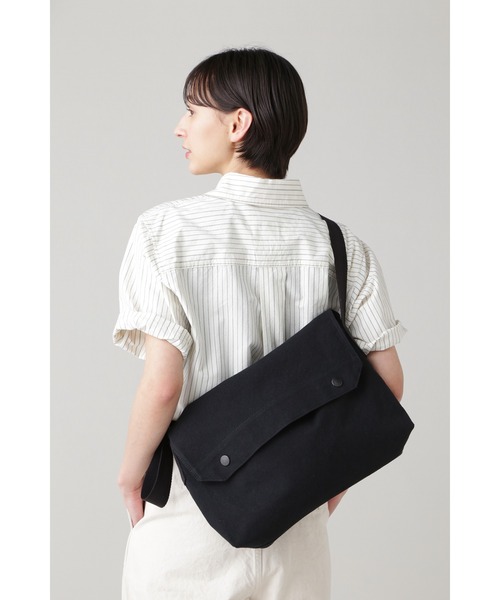 MHL.(エムエイチエル)の「COTTON CANVAS(オンラインストア限定)(ショルダーバッグ・レディース・ホワイト系その他2/ブラック・FREE)」の10枚目の写真