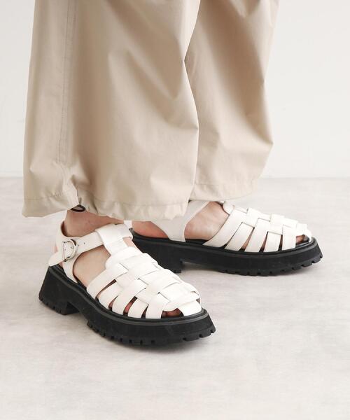 tk.TAKEO KIKUCHI(ティーケータケオキクチ)の「グルカチャンキーサンダル(サンダル・メンズ・ホワイト/ブラック・55/75/65)」の10枚目の写真