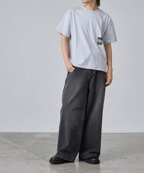 COLONY 2139(コロニートゥーワンスリーナイン)の「サイドプリントTシャツ(Tシャツ/カットソー・レディース・ネイビー/グレー/オフホワイト・FREE)」の5枚目の写真