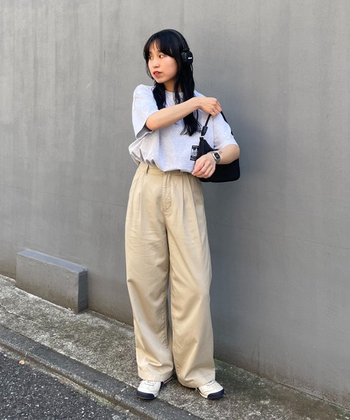 COLONY 2139(コロニートゥーワンスリーナイン)の「サイドプリントTシャツ(Tシャツ/カットソー・レディース・ネイビー/グレー/オフホワイト・FREE)」の20枚目の写真