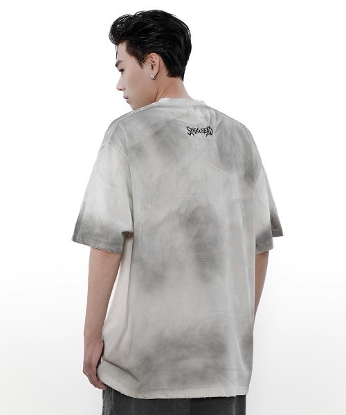 ARULE(アルール)の「A'GEM/9 × .kom 『ARULE/アルール』 汚し加工BIG半袖Tシャツ(Tシャツ/カットソー・メンズ・ブラック/グレー・M)」の9枚目の写真