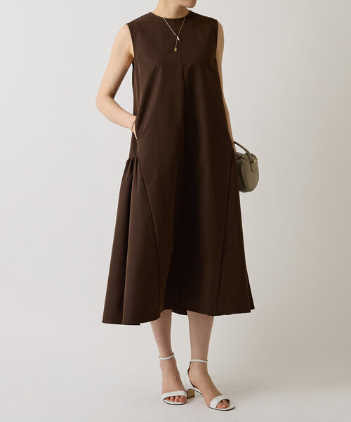 LIVETART（リヴェタート）の「ローギャザーワンピ（ワンピース・レディース・ブラック/ダークブラウン・FREE）」の2枚目の写真