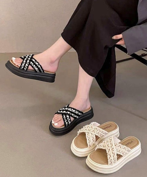 Miniministore(ミニミニストア)の「厚底サンダルパール付クロスサンダル韓国風(サンダル・レディース・アイボリー/ブラック・24.5cm/23.0cm/22.5cm/23.5cm/24.0cm)」の12枚目の写真