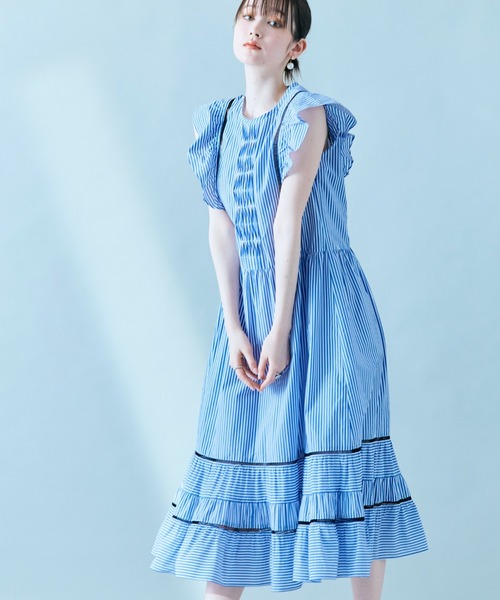 Audie a Muses(オーディアミューズ)の「ストライプローウエストワンピ―ス(ワンピース・レディース・ネイビー・42/38/40)」の14枚目の写真