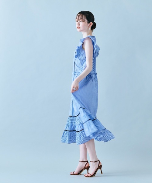 Audie a Muses(オーディアミューズ)の「ストライプローウエストワンピ―ス(ワンピース・レディース・ネイビー・42/38/40)」の2枚目の写真