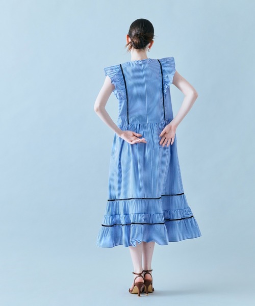 Audie a Muses(オーディアミューズ)の「ストライプローウエストワンピ―ス(ワンピース・レディース・ネイビー・42/38/40)」の3枚目の写真