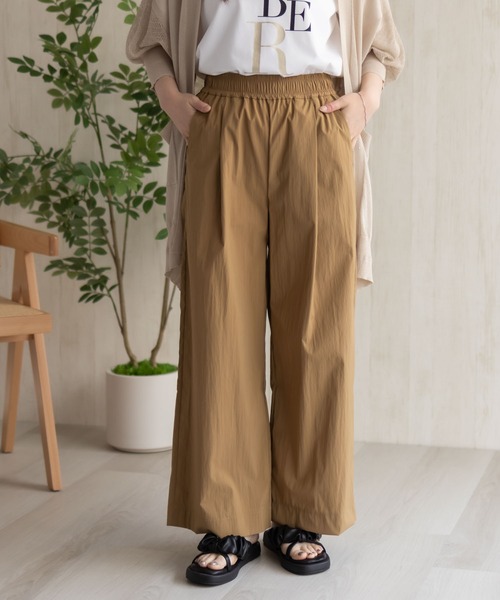 HusHusH（ハッシュアッシュ）の「HusHusH ワイドパンツ すっきりシルエット（その他パンツ・レディース・ブラック/オリーブ/ベージュ・M/L）」の2枚目の写真