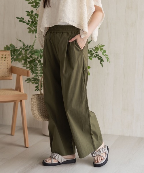 HusHusH（ハッシュアッシュ）の「HusHusH ワイドパンツ すっきりシルエット（その他パンツ・レディース・ブラック/オリーブ/ベージュ・M/L）」の3枚目の写真