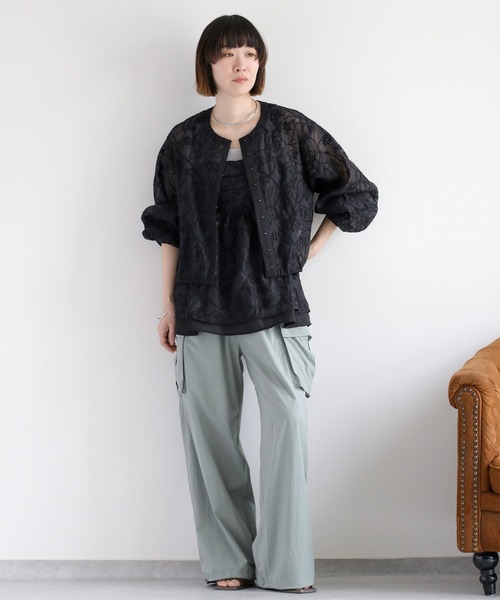 cepo（セポ）の「〈セットアップ対応〉フラワーシアーホックシャツブラウス（シャツ/ブラウス・レディース・オフホワイト/ブラック・M）」の3枚目の写真