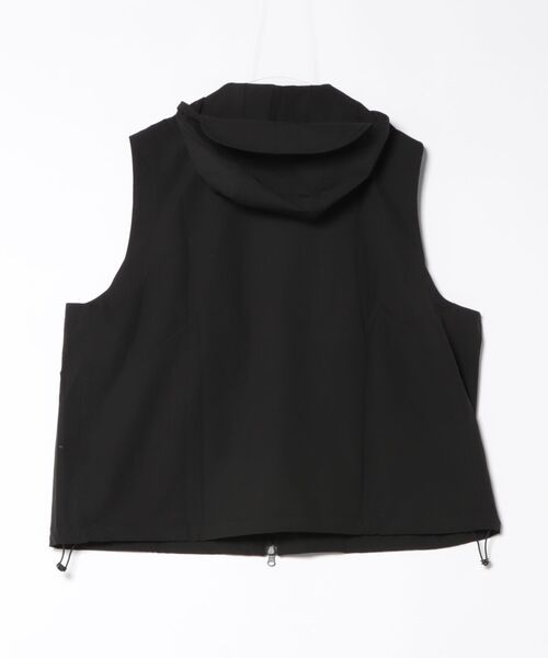 a.p.o.v.(エーピーオービー)の「a.p.o.v. バイザーフードジップアップフーディーノースリーブジャケット(タンクトップ・メンズ・ホワイト/ブラック・ONESIZE)」の3枚目の写真