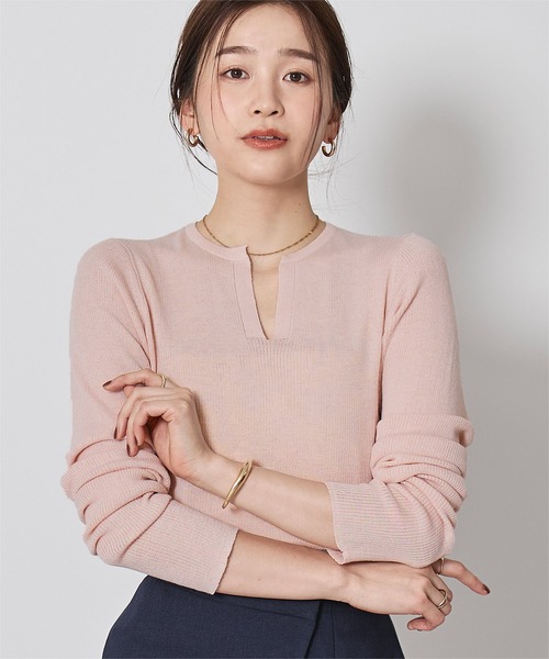 UR'S(ユアーズ)の「チクチクしないウールブレンドキーネックリブニット(ニット/セーター・レディース・ライトピンク/ホワイト/ネイビー/チャコール/ライトベージュ・L/M/XL/S)」の5枚目の写真