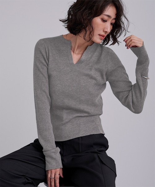 UR'S(ユアーズ)の「チクチクしないウールブレンドキーネックリブニット(ニット/セーター・レディース・ライトピンク/ホワイト/ネイビー/チャコール/ライトベージュ・L/M/XL/S)」の13枚目の写真