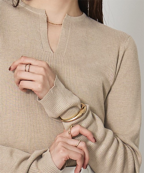 UR'S(ユアーズ)の「チクチクしないウールブレンドキーネックリブニット(ニット/セーター・レディース・ライトピンク/ホワイト/ネイビー/チャコール/ライトベージュ・L/M/XL/S)」の18枚目の写真