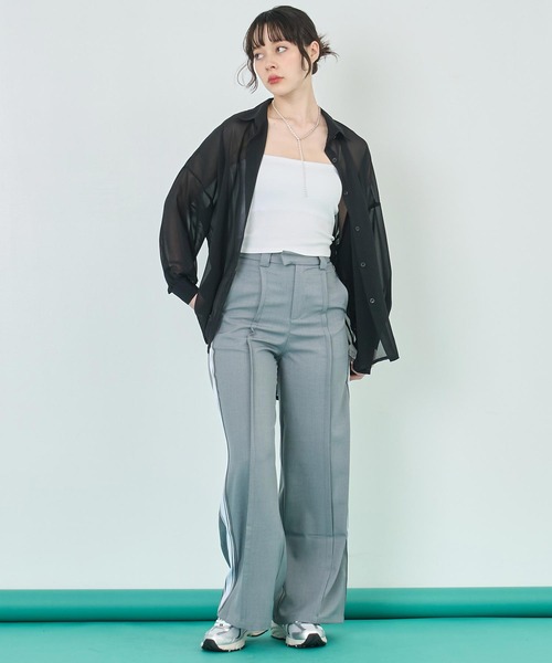 ANAP（アナップ）の「シンプル シアー シャツ ブラウス（シャツ/ブラウス・レディース・ホワイト/ブラック/ブラウン/イエロー・FREE）」の13枚目の写真