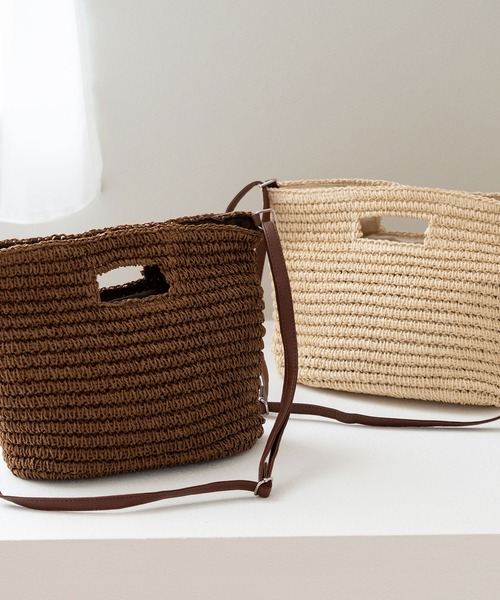 VitaFelice(ヴィータフェリーチェ)の「ペーパーブレード3wayショルダーバッグ(かごバッグ・レディース・ブラウン・FREE)」の2枚目の写真