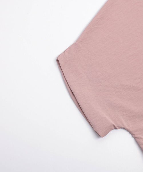 AMELY(エミリー)の「サイドスリットドルマンスリーブプルオーバー(Tシャツ/カットソー・レディース・ピンク/ブラウン/ベージュ/ブラック・フリー)」の15枚目の写真