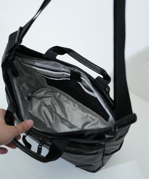 Ficce,Brave（フィセブレイブ）の「【Ficce Brave/フィセブレイブ】 ショルダートートバッグ LARGE（ショルダーバッグ・メンズ・ブラック・FREE）」の7枚目の写真