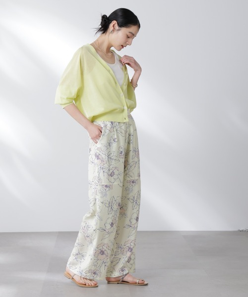 NANO universe（ナノユニバース）の「コットンスパークシアーVネックカーディガン（ニット/セーター・レディース・ブラック/ホワイト/イエロー・FREE）」の7枚目の写真