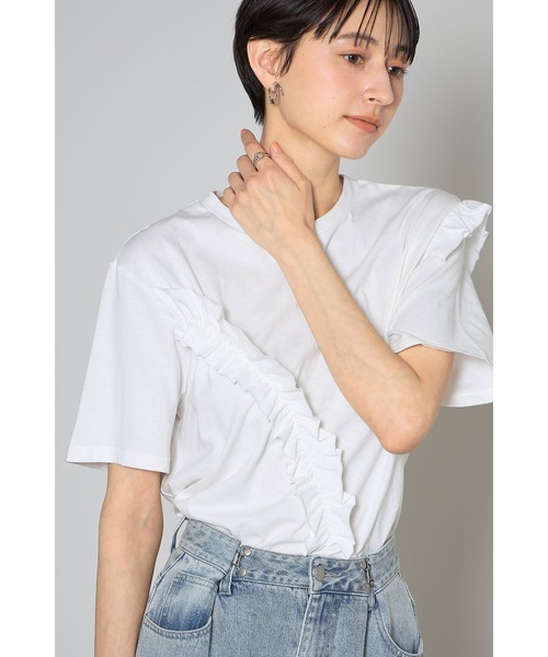 &. NOSTALGIA（アンドドットノスタルジア）の「アシメトリーフリルTシャツ（Tシャツ/カットソー・レディース・ブラック/オフホワイト・M）」の3枚目の写真