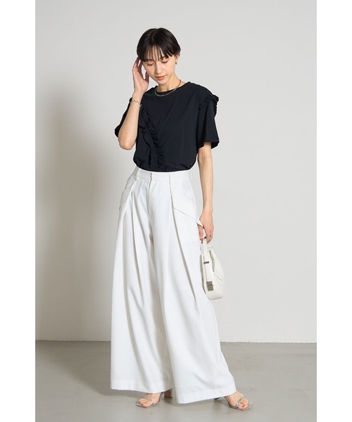 &. NOSTALGIA（アンドドットノスタルジア）の「アシメトリーフリルTシャツ（Tシャツ/カットソー・レディース・ブラック/オフホワイト・M）」の8枚目の写真