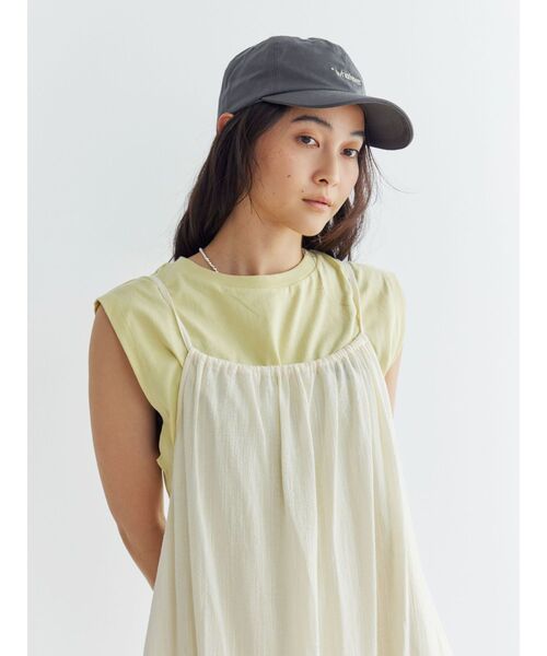 Ungrid(アングリッド)の「エンブロイダリーロゴキャップ(キャップ・レディース・レッド/オフホワイト/チャコールグレー・FREE)」の22枚目の写真